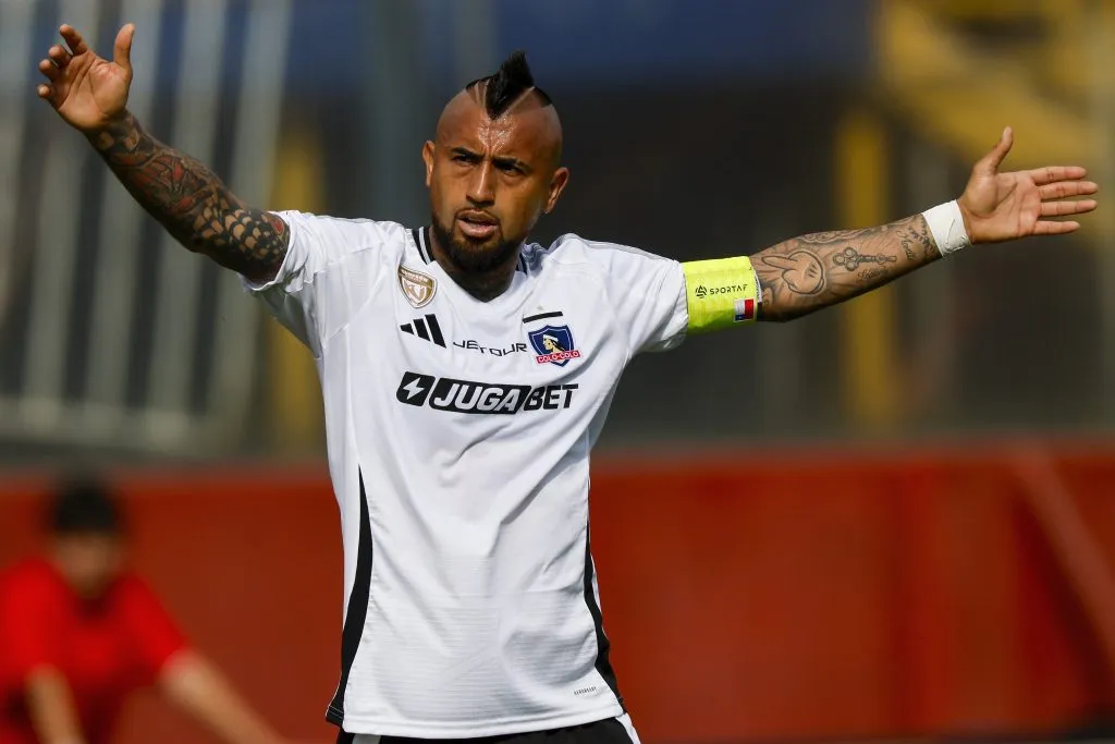 Arturo Vidal se marcharía de Colo Colo si no logra clasificar a la Copa Libertadores del 2026. | Foto: Photosport.