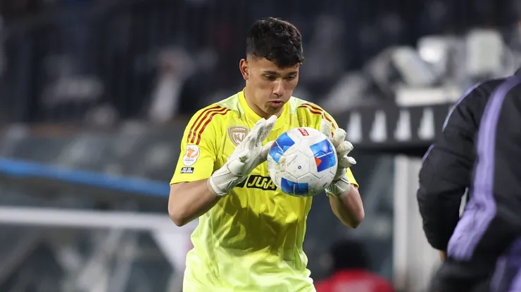 Eduardo Villanueva tuvo una mala presentación en Colo Colo ante Puerto Montt
