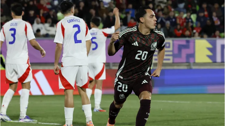 Una de las figuras de México que eliminó a Chile suena en el Sevilla.