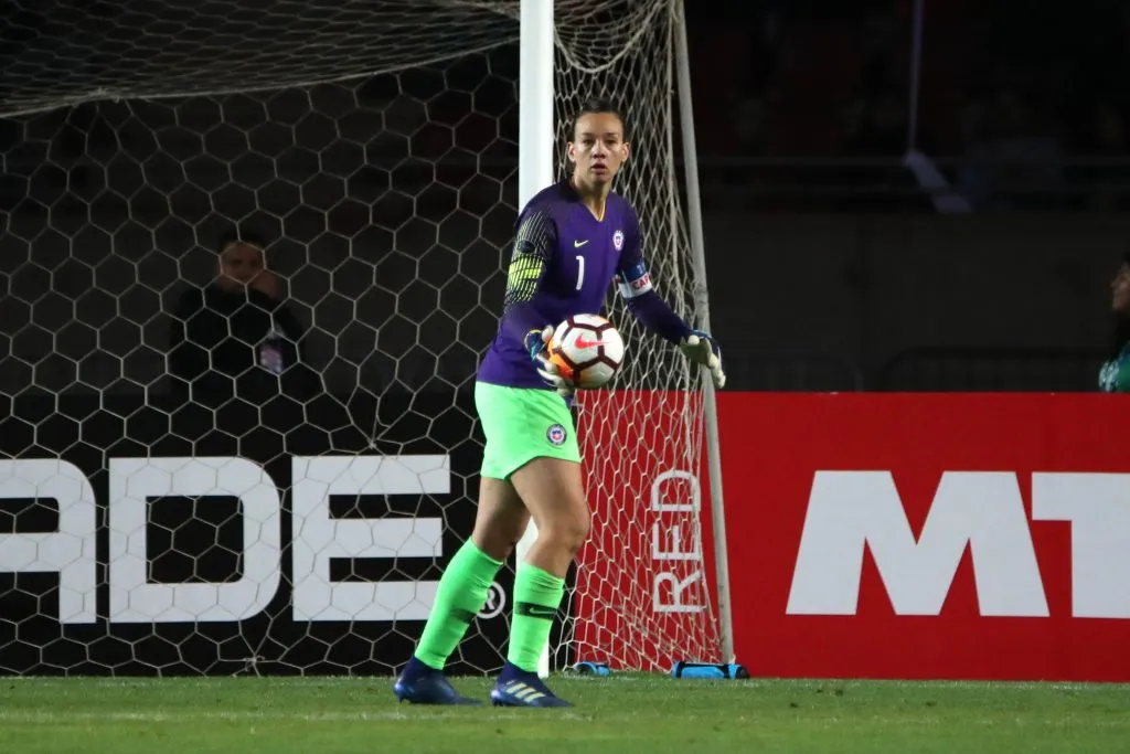 Tiane Endler regresó a la selección chilena para enfrentar la Liga de las Naciones./Photosport