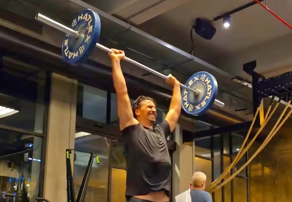 Zlatan Ibrahimović sigue exigiendo su físico con 44 años en el cuerpo. | Foto: Captura.