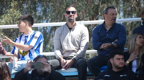 Ruud van Nistelrooy como un hincha más en San Bernardo.