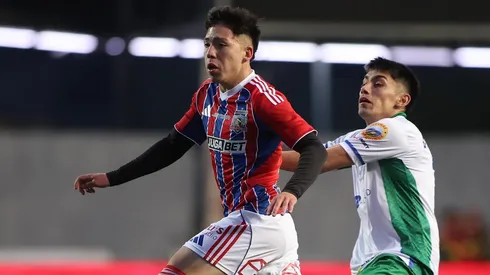 Colo Colo sufrió un duro revés ante Puerto Montt.