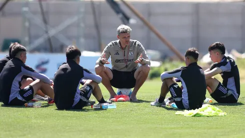 Fernando Ortiz no para de buscar alternativas en la cantera de Colo Colo.