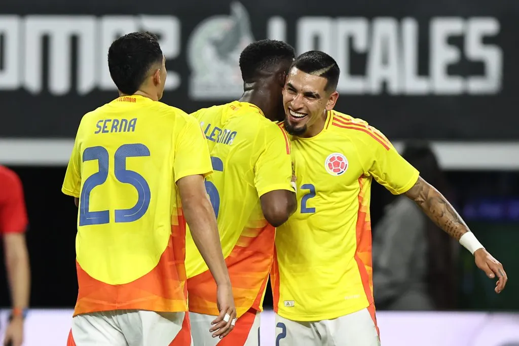 Kevin Serna celebra uno de los goles de Colombia ante México. (Omar Vega/Getty Images).