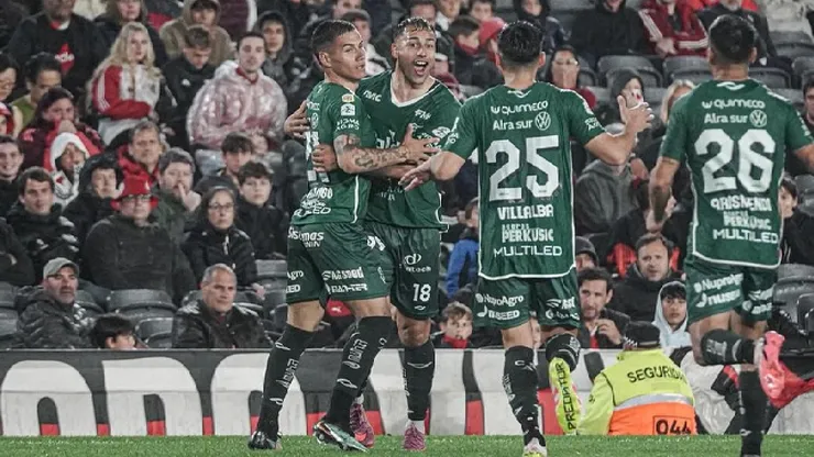 Iván Morales le anotó a River Plate en Argentina.