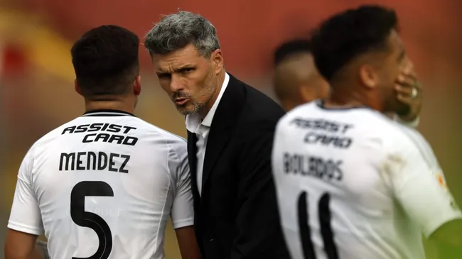 Fernando Ortiz será uno de los hombres que decida qué jugadores jóvenes a préstamo volverán a Colo Colo. Foto: Photosport.