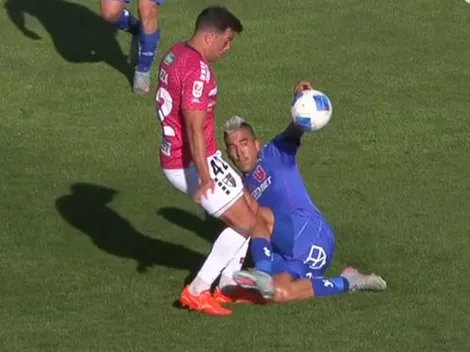 ¿Era penal? La jugada de Fernández que desató el reclamo de Palestino contra la U