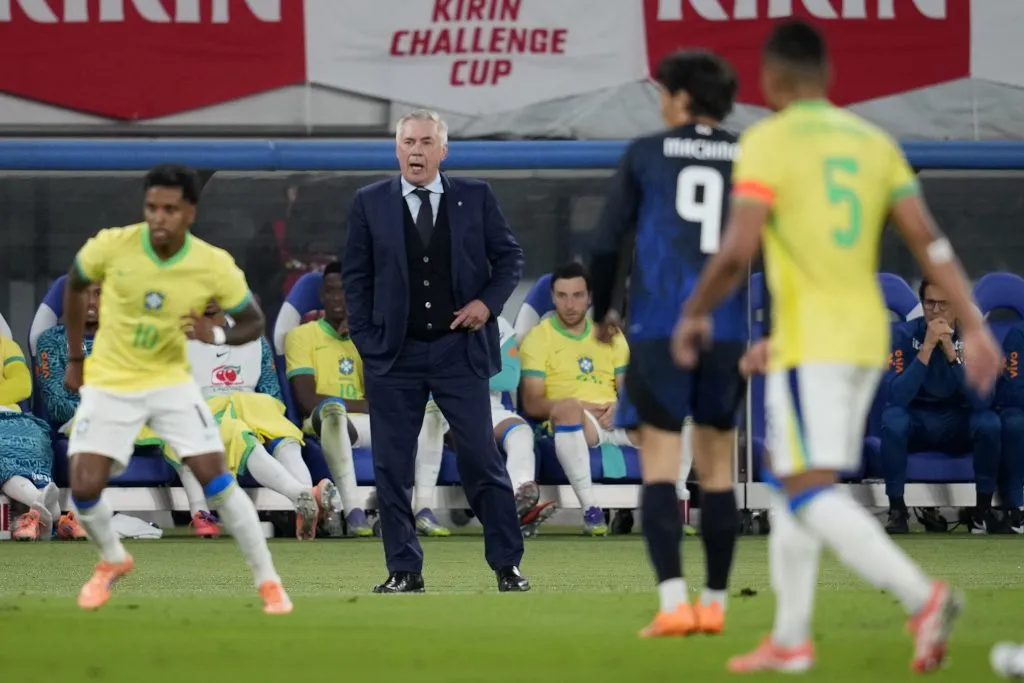Carlo Ancelotti sufrió por la nueva derrota de Brasil. (Photo by Toru Hanai/Getty Images)