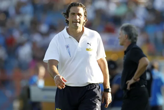 Juan Antonio Pizzi dirigió a Pratto en la UC. (ANDRES PINA/PHOTOSPORT).