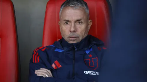 El técnico de la Universidad de Chile podría dejar el club a fin de año.
