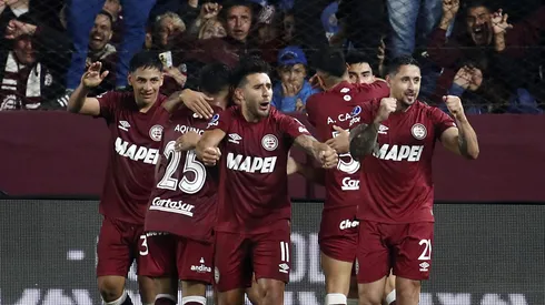 Lanús instalará una pantalla gigante para sus hinchas