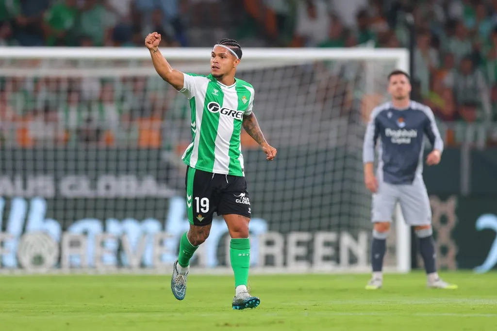 Juan Camilo Hernández recibió duras críticas de Faustino Asprilla. (Fran Santiago/Getty Images).