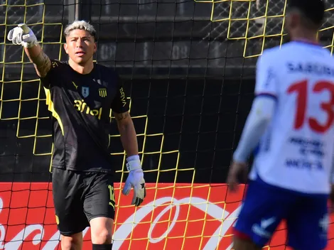 Atento Colo Colo: Esto dijo experto sobre el futuro de Cortés en Peñarol