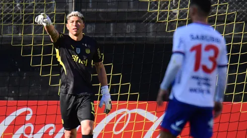 Peñarol tiene que definir el futuro de Cortés