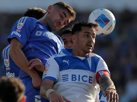 Los jugadores en capilla en la UC para el Clásico Universitario