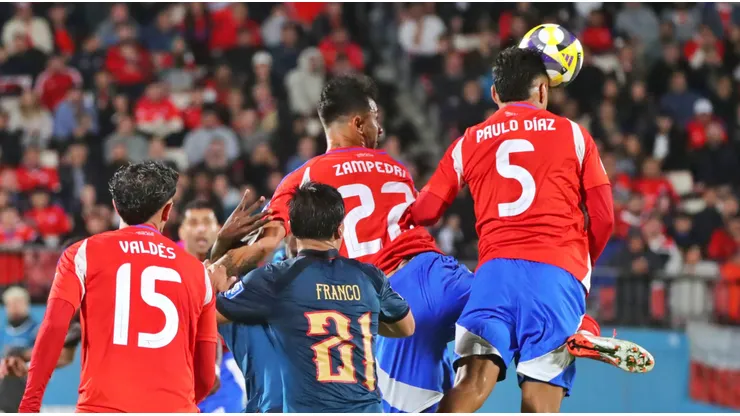 La Roja tiene un delantero que quiere seguir jugando en el equipo de todos.