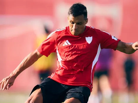 La decisión vital que toma Almeyda con Alexis y Suazo en Sevilla