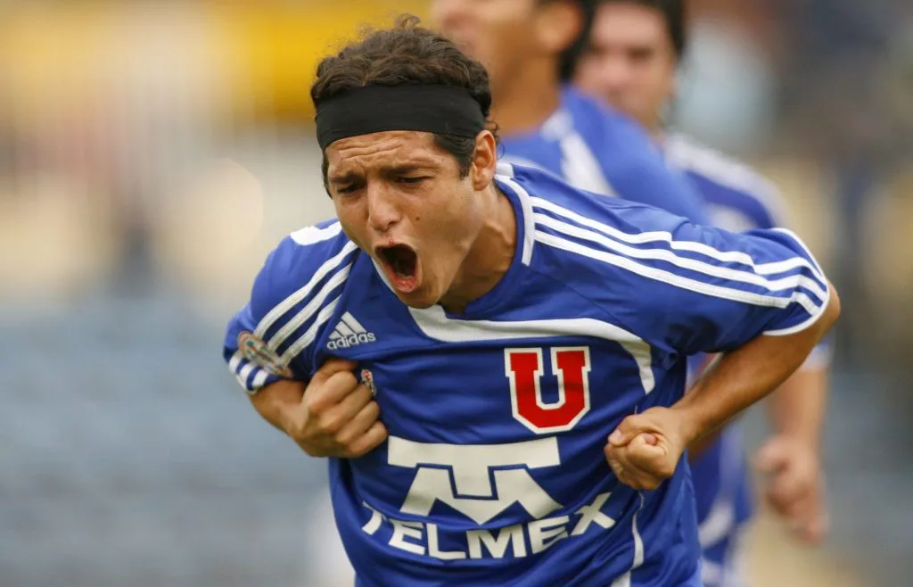 Así gritó ese gol Manuel Villalobos en el Estadio Nacional. (CHILE. ANDRES PINA/PHOTOSPORT).