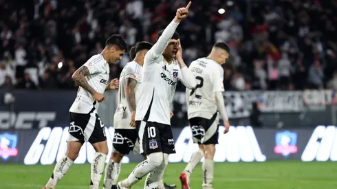 Claudio Aquino cambia de puesto en Colo Colo.