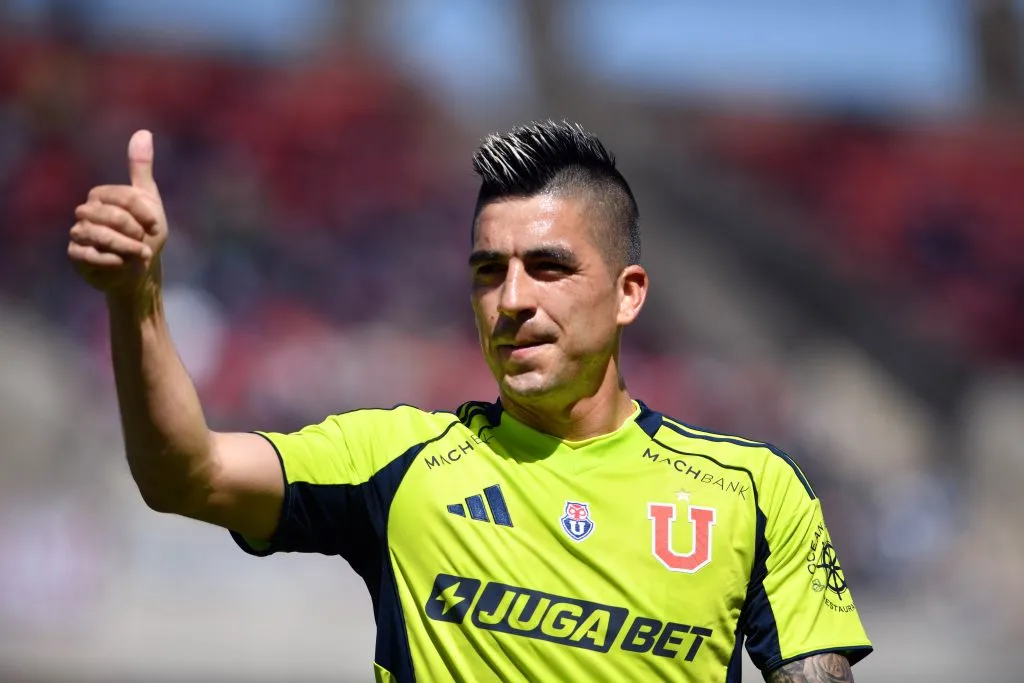 Leandro Fernández está cerca de irse de la U. Foto: Alejandro Pizarro Ubilla/Photosport