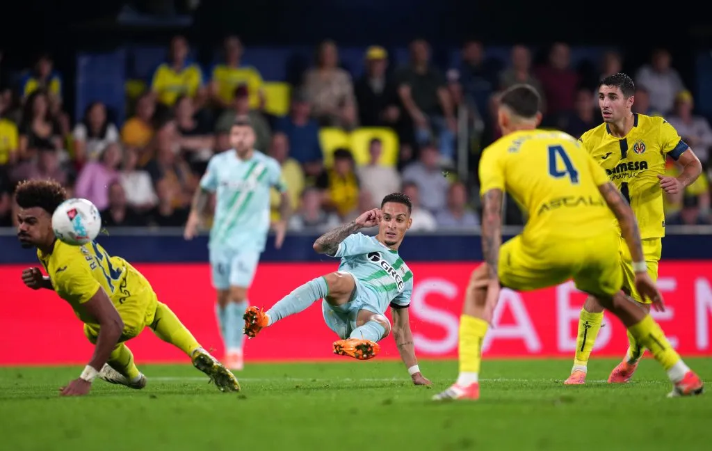 Villarreal y Betis jugaron un partidazo. (Photo by Aitor Alcalde/Getty Images)