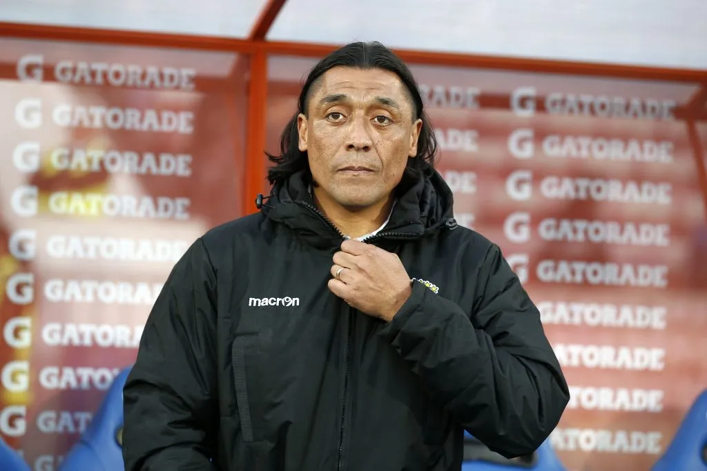 El Kalule Meléndez tiene a Deportes Linares en la lucha por el título de la Segunda División chilena. (Javier Torres/Photosport).