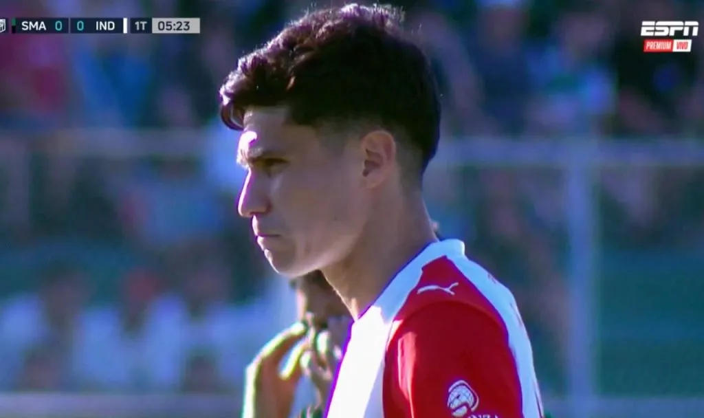 Pablo Galdames tuvo una mala jornada en Argentina. (Captura ESPN).