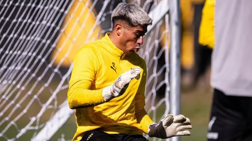 Brayan Cortés es figura en el arco de Peñarol