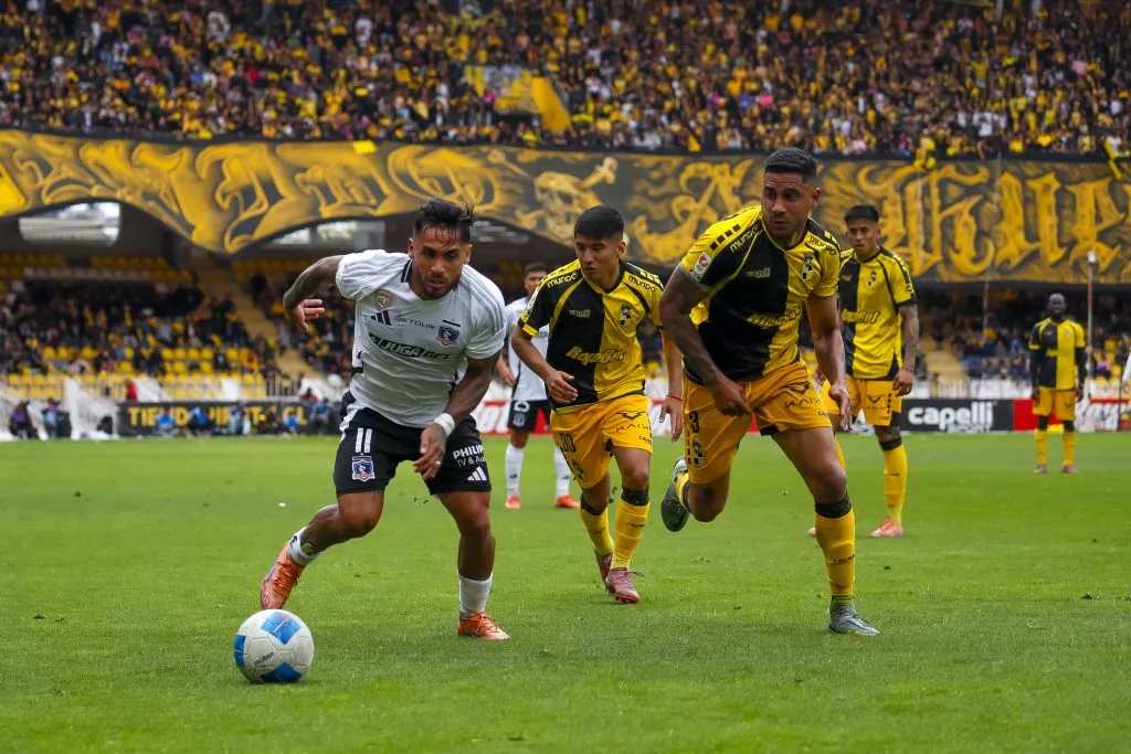 Colo Colo está a cuatro puntos de meterse en los puestos de copas internacionales del 2026. | Foto: Photosport.