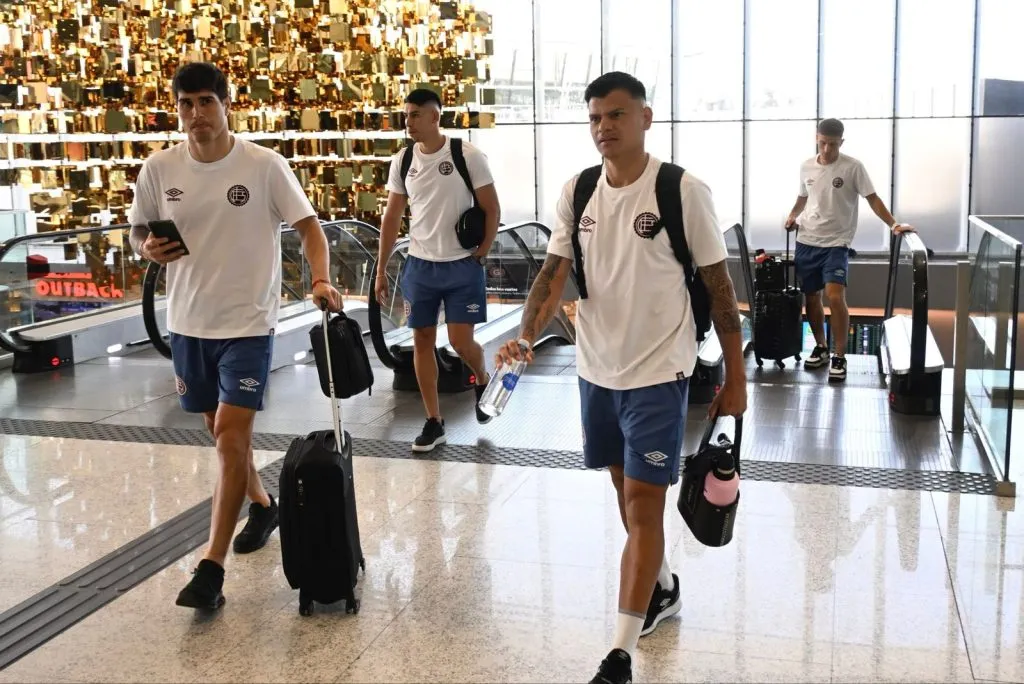 Walter Bou, con paso en Unión La Calera, también viene con Lanús. Foto: Lanús.