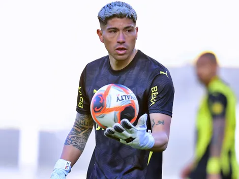 La noticia desde Peñarol que complica regreso de Cortés a Colo Colo