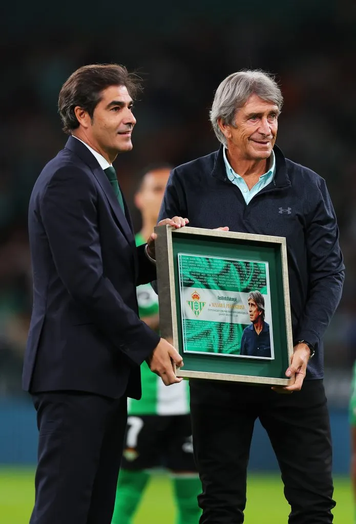 El presidente del Betis, Ángel Haro, sabe que Pellegrini ha hecho un trabajo brillante en el club. (Fran Santiago/Getty Images).