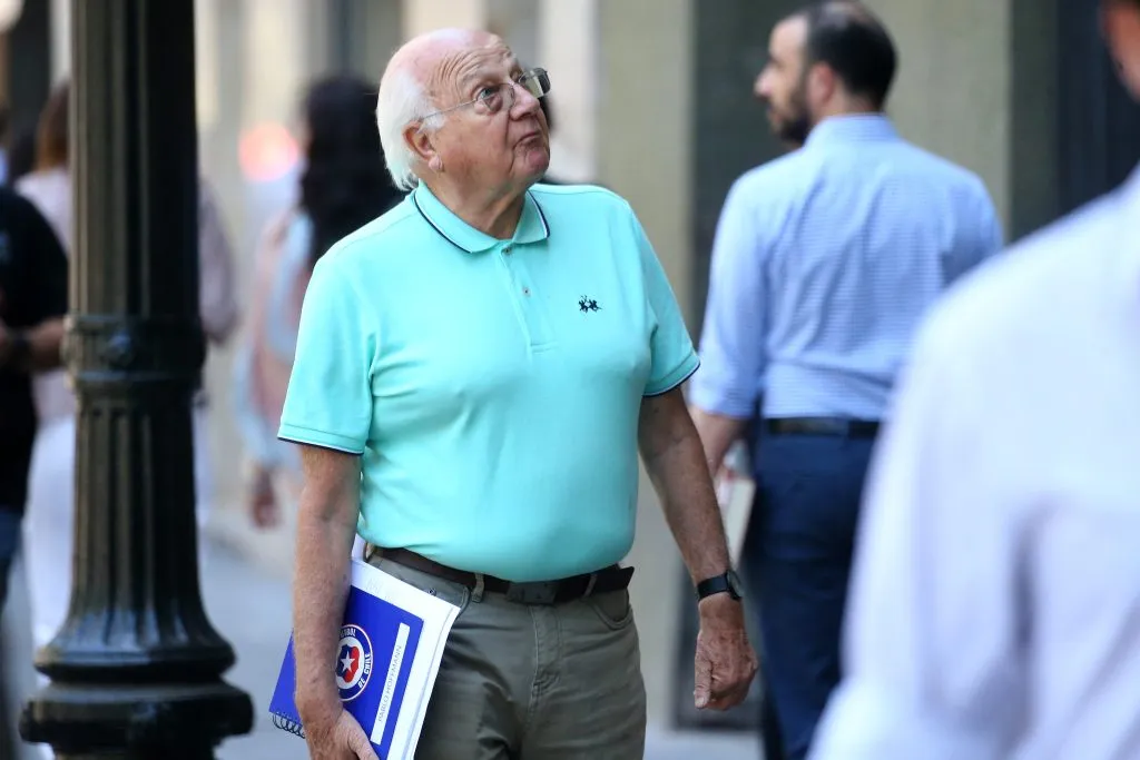 Pablo Hoffmann evidenció la molestia de O’Higgins por la modificación horaria del partido en la fecha 25. (Javier Salvo/Photosport).