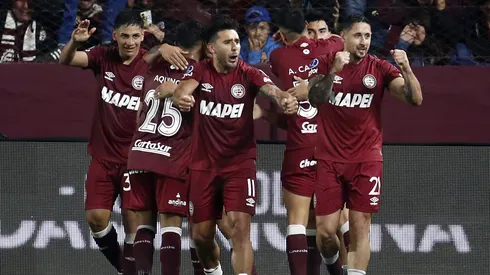 Lanús visita a U. de Chile en el Nacional