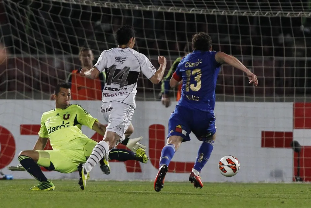 Luis Marín atajó en la vuelta del Universidad de Chile vs Lanús de la Copa Sudamericana 2013. | Foto: Photosport.