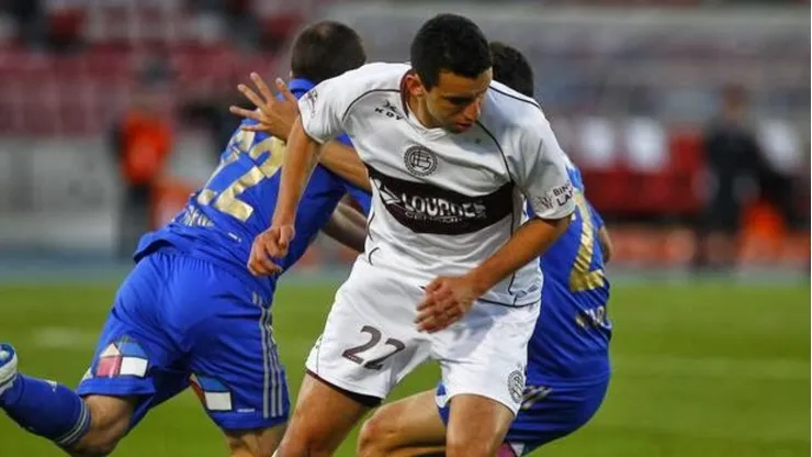 La U ante Lanús hace 12 años.
