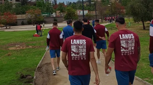 El plantel de Lanús caminó por el Parque Bicentenario