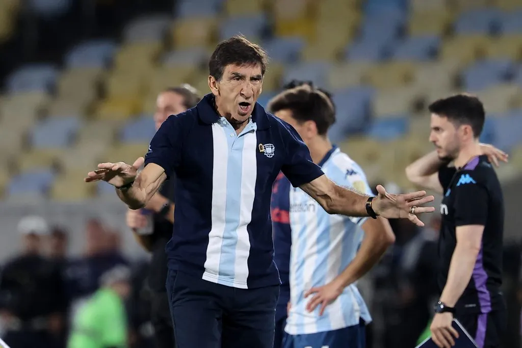 Gustavo Costas en la derrota de Racing ante Flamengo. (Wagner Meier/Getty Images).