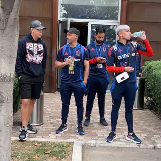 Morales acompañó al plantel de la U en la previa de Copa Sudamericana