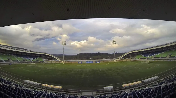 El Chinquihue renovará su cancha tras 12 años desde su reinauguración.