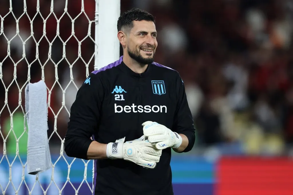 Gabriel Arias suena en Colo Colo tras haber perdido el puesto en Racing. | Foto: Photosport.