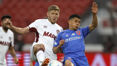 Lanús sorprendió en el primer tiempo y supera a la U