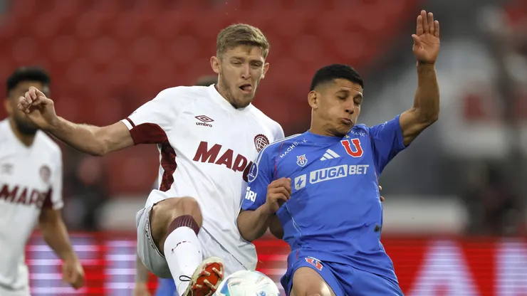 Lanús sorprendió en el primer tiempo y supera a la U