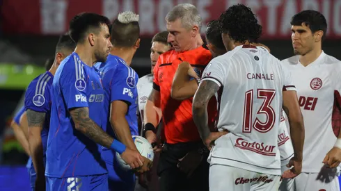 La U y Lanús empataron en la ida.