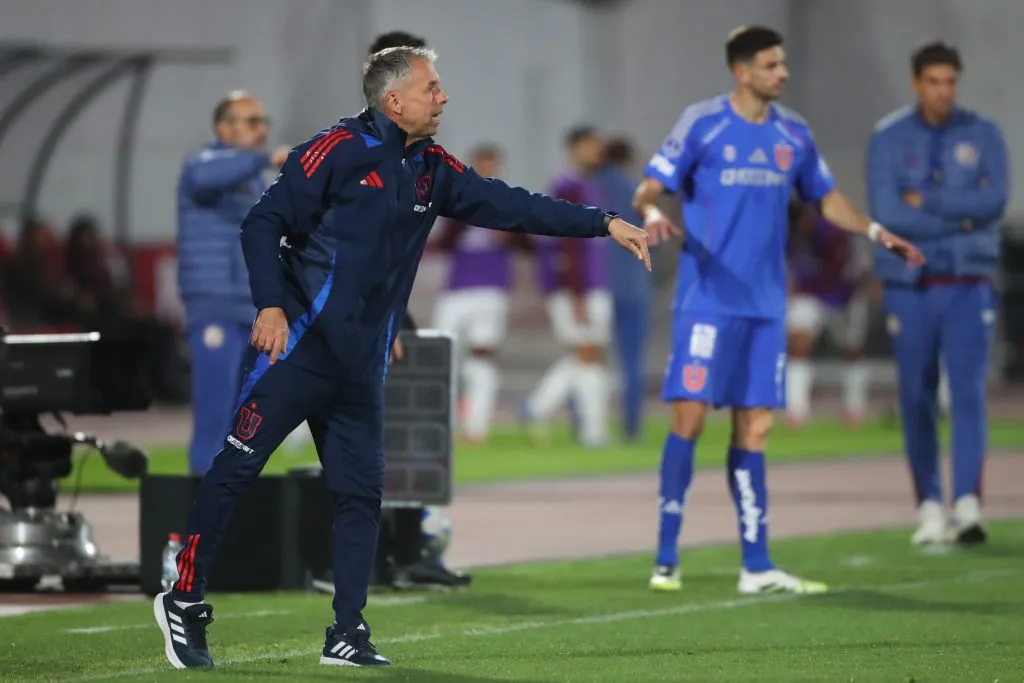 Gustavo Álvarez en el empate de la U con Lanús. Foto: Jonnathan Oyarzun/Photosport