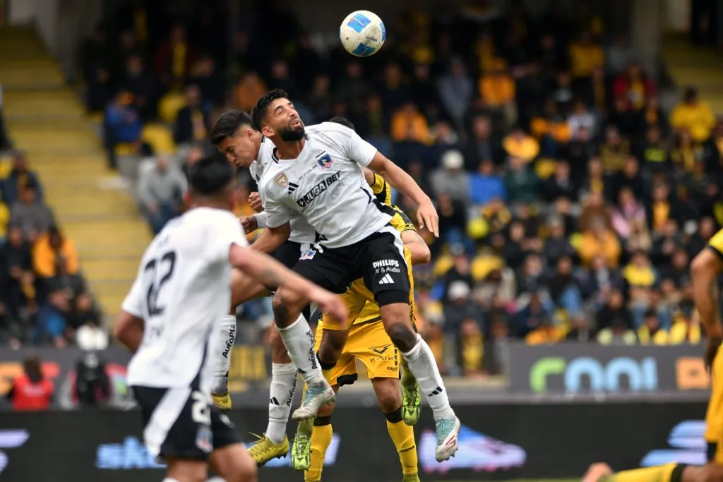 Emiliano Amor dejó claro su deseo de seguir en Chile y en Colo Colo deberán tomar una decisión. Foto: Photosport.