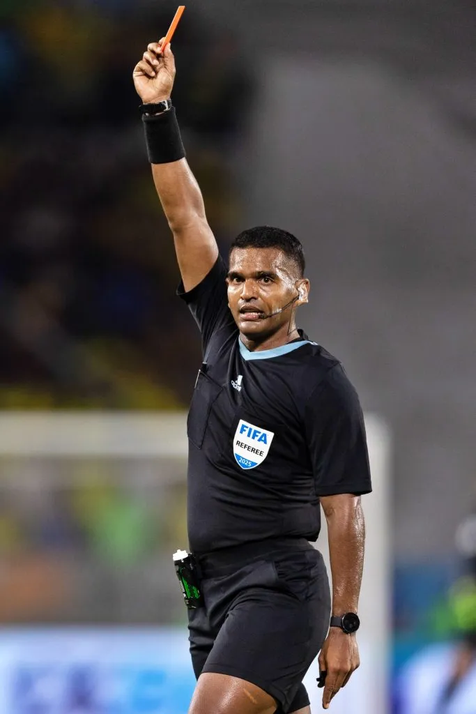 Alexis Herrera, el árbitro de la revancha entre Universidad de Chile y Lanús por Copa Sudamericana (Getty Images)