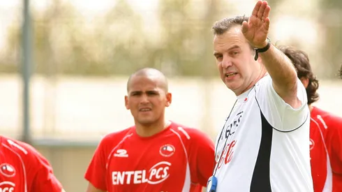 Marcelo Bielsa rindió tributo a Humberto Suazo en su retiro del fútbol