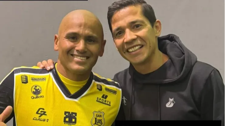 Humberto Suazo y su especial visita en el adiós.